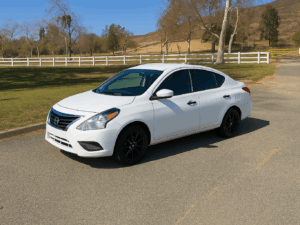 2019 Nissan Versa S Sedan 5spd Manual (Copy)