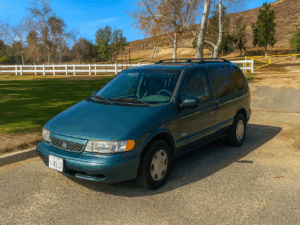 20250626 0917 Enhanced Minivan Clarity remix 01jypg8r4vfcdtt7pdat87ckbb
