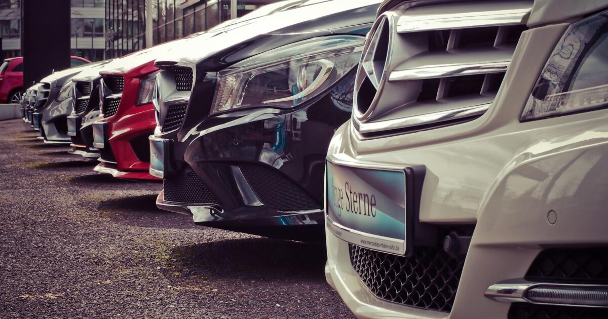 «Cómo comprar un coche usado en 2025: Consejos para subastas y mejores ofertas»
